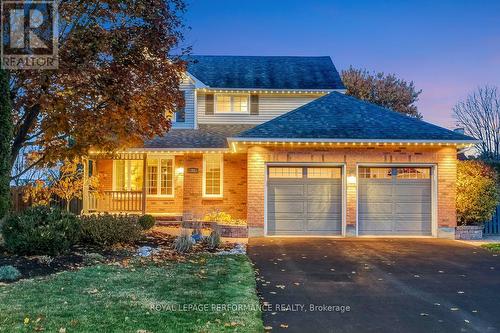 32 PARKLANDS AVENUE  Russell, ON K4R 1A2