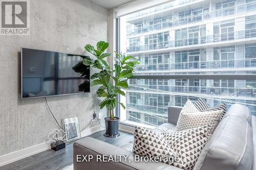 416 - 39 Brant Street, Toronto, ON - Indoor Photo Showing Other Room