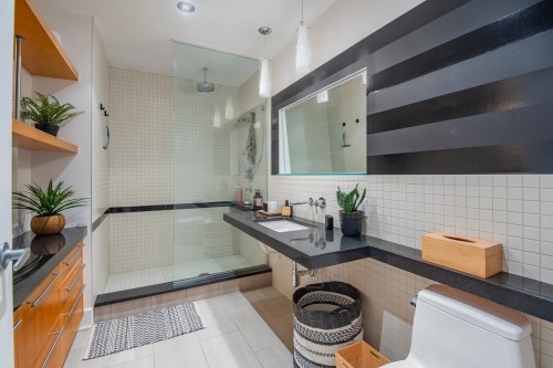 Salle de bains - 308-1625 Rue Clark, Montréal (Ville-Marie), QC - Indoor Photo Showing Bathroom