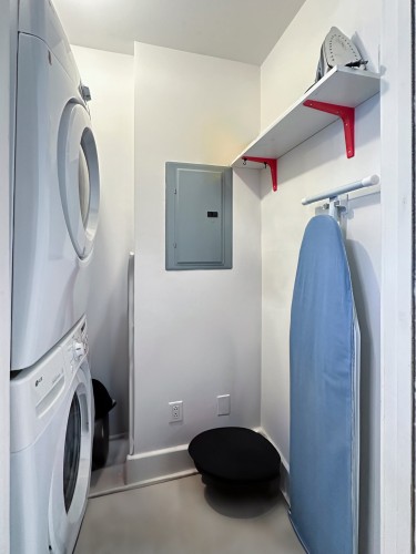 Salle de lavage - 308-1625 Rue Clark, Montréal (Ville-Marie), QC - Indoor Photo Showing Laundry Room