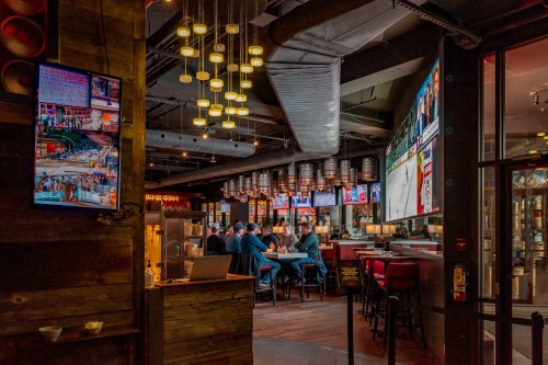 À proximité - 308-1625 Rue Clark, Montréal (Ville-Marie), QC - Indoor