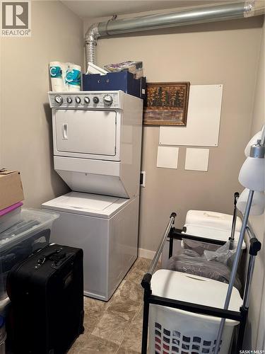 205 710 Hart Road, Saskatoon, SK - Indoor Photo Showing Laundry Room