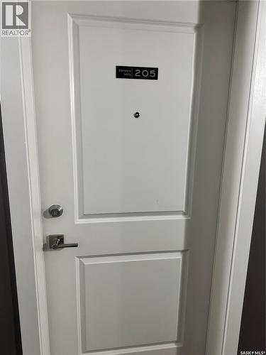 205 710 Hart Road, Saskatoon, SK - Indoor