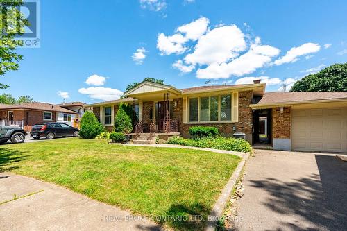 5712 Sunnylea Crescent, Niagara Falls (Arad/Fallsview), ON - Outdoor With Facade