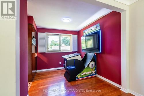 5712 Sunnylea Crescent, Niagara Falls (Arad/Fallsview), ON - Indoor Photo Showing Other Room