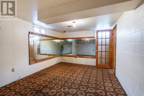 5712 Sunnylea Crescent, Niagara Falls (Arad/Fallsview), ON - Indoor Photo Showing Other Room