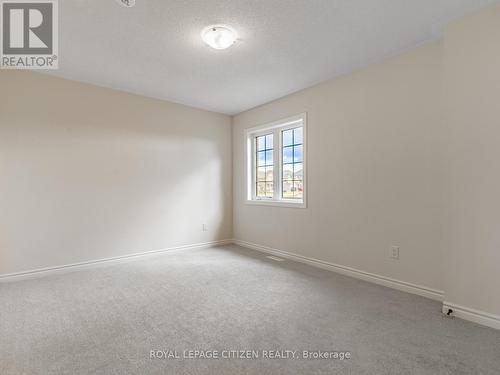 63 Fenn Crescent, New Tecumseth, ON - Indoor Photo Showing Other Room