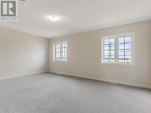 63 Fenn Crescent, New Tecumseth, ON - Indoor Photo Showing Other Room