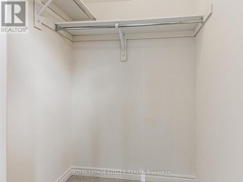 63 Fenn Crescent, New Tecumseth, ON - Indoor With Storage