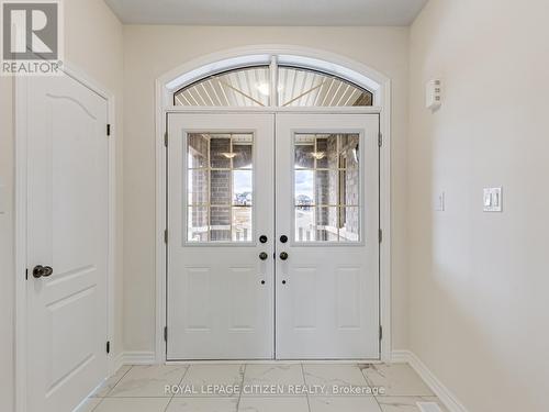 63 Fenn Crescent, New Tecumseth, ON - Indoor Photo Showing Other Room