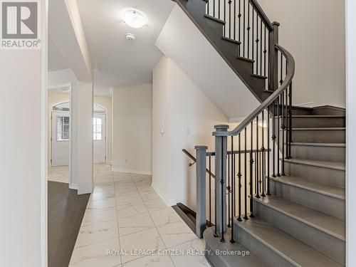 63 Fenn Crescent, New Tecumseth, ON - Indoor Photo Showing Other Room