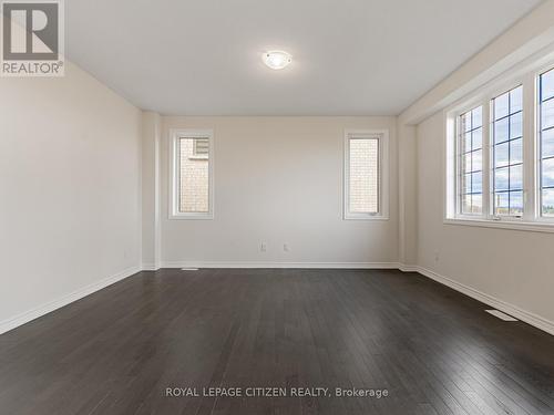 63 Fenn Crescent, New Tecumseth, ON - Indoor Photo Showing Other Room