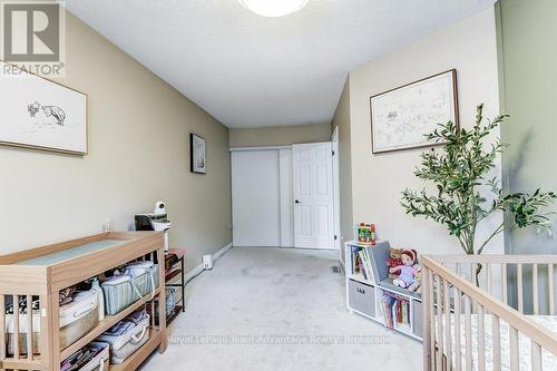 929 Creekfront Way, Newmarket (Gorham-College Manor), ON - Indoor Photo Showing Other Room