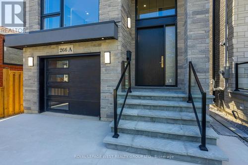 266A Kennedy Road, Toronto, ON - Outdoor