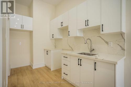 266A Kennedy Road, Toronto, ON - Indoor Photo Showing Kitchen