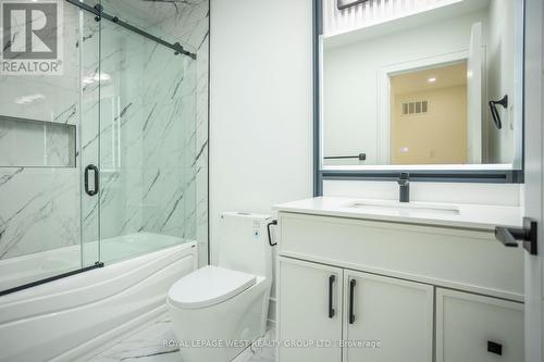 266A Kennedy Road, Toronto, ON - Indoor Photo Showing Bathroom