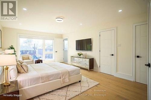 266A Kennedy Road, Toronto, ON - Indoor Photo Showing Bedroom