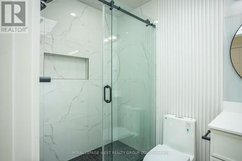 266A Kennedy Road, Toronto, ON - Indoor Photo Showing Bathroom
