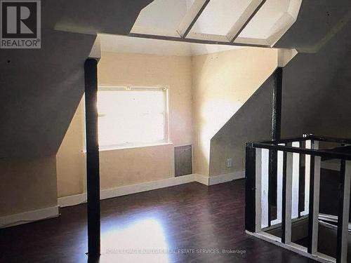 49 Province Street S, Hamilton, ON - Indoor Photo Showing Other Room