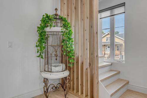 Escalier - 30 Rue St-Raphaël, Québec (Beauport), QC - Indoor Photo Showing Other Room