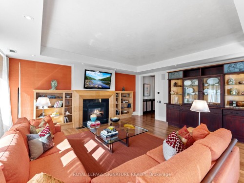 603-155 St. Clair Avenue W, Toronto, ON - Indoor Photo Showing Living Room With Fireplace