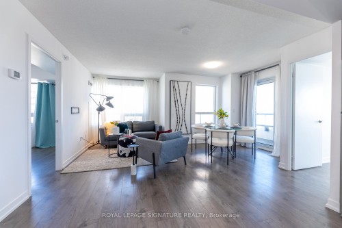 2201-1410 Dupont Street, Toronto, ON - Indoor Photo Showing Living Room
