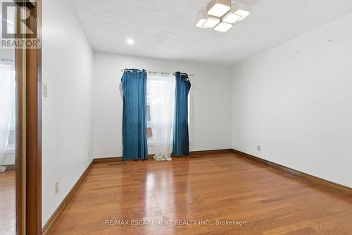 797 Highway 6, Haldimand, ON - Indoor Photo Showing Other Room