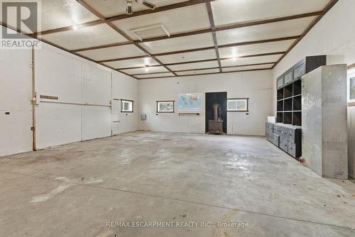 797 Highway 6, Haldimand, ON - Indoor Photo Showing Garage