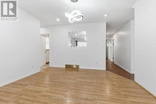 797 Highway 6, Haldimand, ON - Indoor Photo Showing Other Room