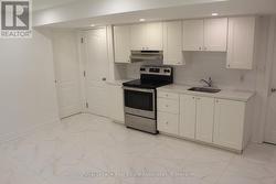 2 BAKERSFIELD ROAD  Brampton, ON L6P 2Z3