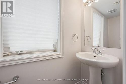 116 Sunshine Crescent, Ottawa, ON - Indoor Photo Showing Bathroom