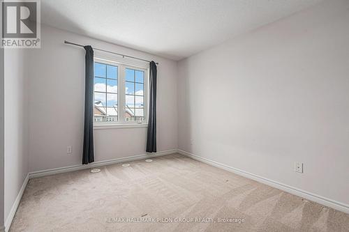 116 Sunshine Crescent, Ottawa, ON - Indoor Photo Showing Other Room