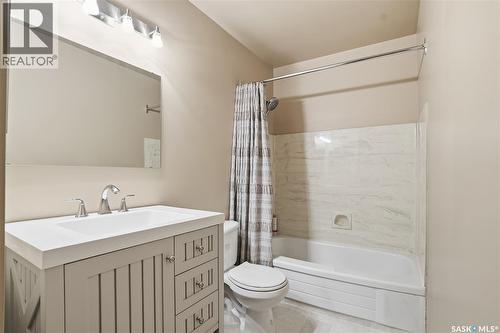 106 1128 Mckercher Drive, Saskatoon, SK - Indoor Photo Showing Bathroom