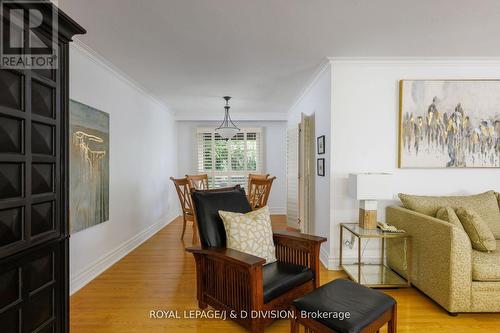 27 Paramount Court, Toronto, ON - Indoor