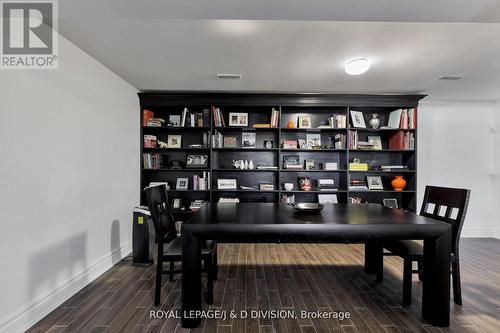 27 Paramount Court, Toronto, ON - Indoor