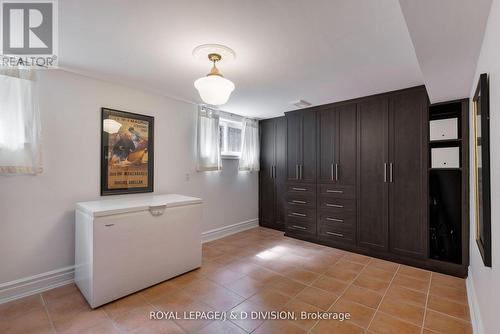 27 Paramount Court, Toronto, ON - Indoor Photo Showing Other Room