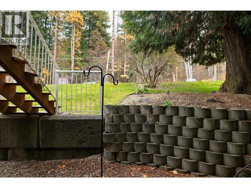 Unit #103 831 2Nd Street Se, Salmon Arm, BC - Outdoor