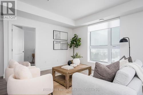 518 - 4 Kimberly Lane, Collingwood, ON - Indoor