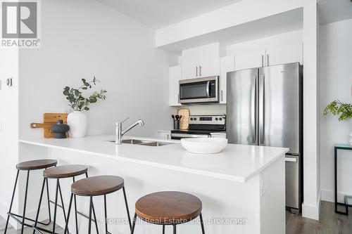518 - 4 Kimberly Lane, Collingwood, ON - Indoor Photo Showing Kitchen With Double Sink