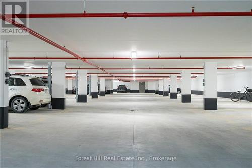 Parking - 518 - 4 Kimberly Lane, Collingwood, ON - Indoor Photo Showing Garage