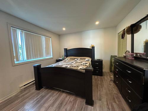 Primary bedroom - 524 Rue Lauzon, Laval (Sainte-Dorothée), QC - Indoor Photo Showing Bedroom