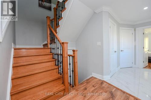 7020 Black Walnut Trail, Mississauga, ON - Indoor Photo Showing Other Room