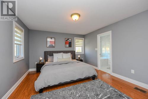 7020 Black Walnut Trail, Mississauga, ON - Indoor Photo Showing Bedroom
