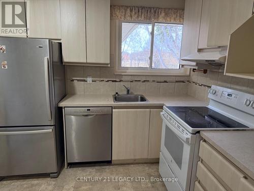 (Upper) - 18 Harper Road, Brampton, ON - Indoor Photo Showing Other Room