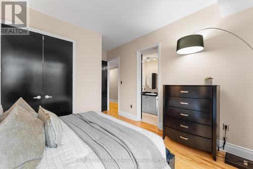 401 - 374 Cooper Street, Ottawa, ON - Indoor Photo Showing Bedroom