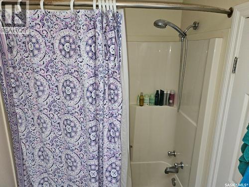 30 118 Pawlychenko Lane, Saskatoon, SK - Indoor Photo Showing Bathroom