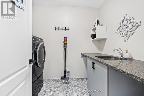1812 Cinderhill Street, Kingston (City Northwest), ON - Indoor Photo Showing Laundry Room