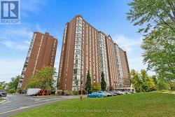 1111 - 2760 CAROUSEL CRESCENT  Ottawa, ON K1T 2N4