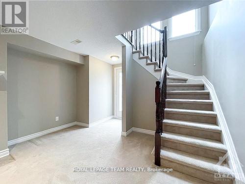 1070 Ottenbrite Crescent, Ottawa, ON - Indoor Photo Showing Other Room