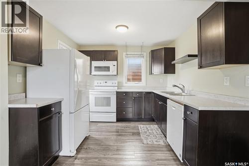 470 Hamilton Street, Regina, SK - Indoor Photo Showing Kitchen